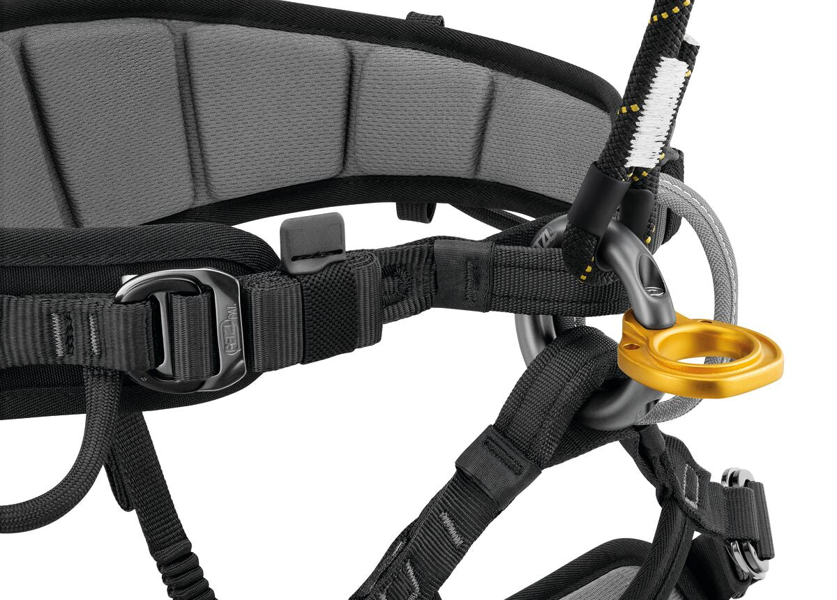 Petzl FALCON MOUNTAIN Rescue Harness – The Petzl FALCON MOUNTAIN is a very lightweight Seat Harness for rescue operations involving technical climbing. Features a bridge construction that favors progression with climbing techniques. Available in 2 sizes. Shop now. – Now available at MTN Shop US. - imagen 5