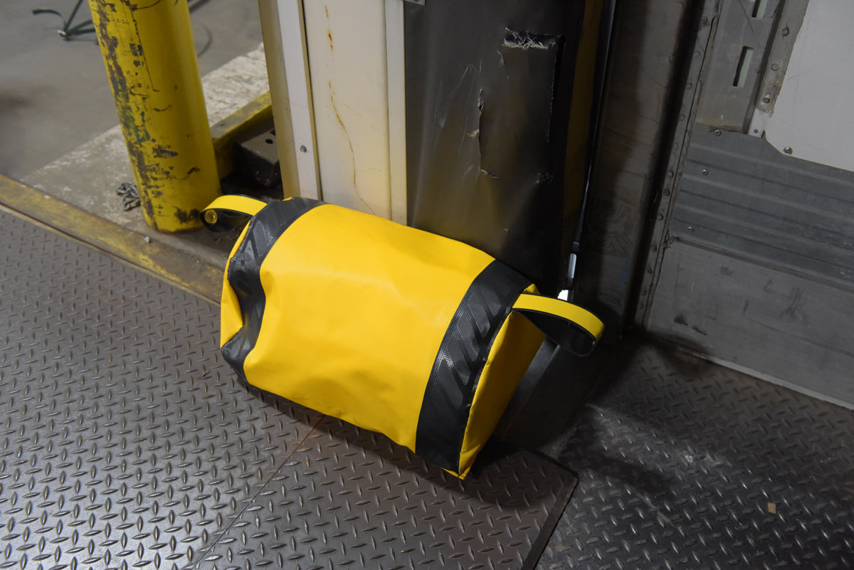 Vestil Manufacturing Corp Dock Seal Draft Blockers– – Now available at MTN Shop US. - imagen 3