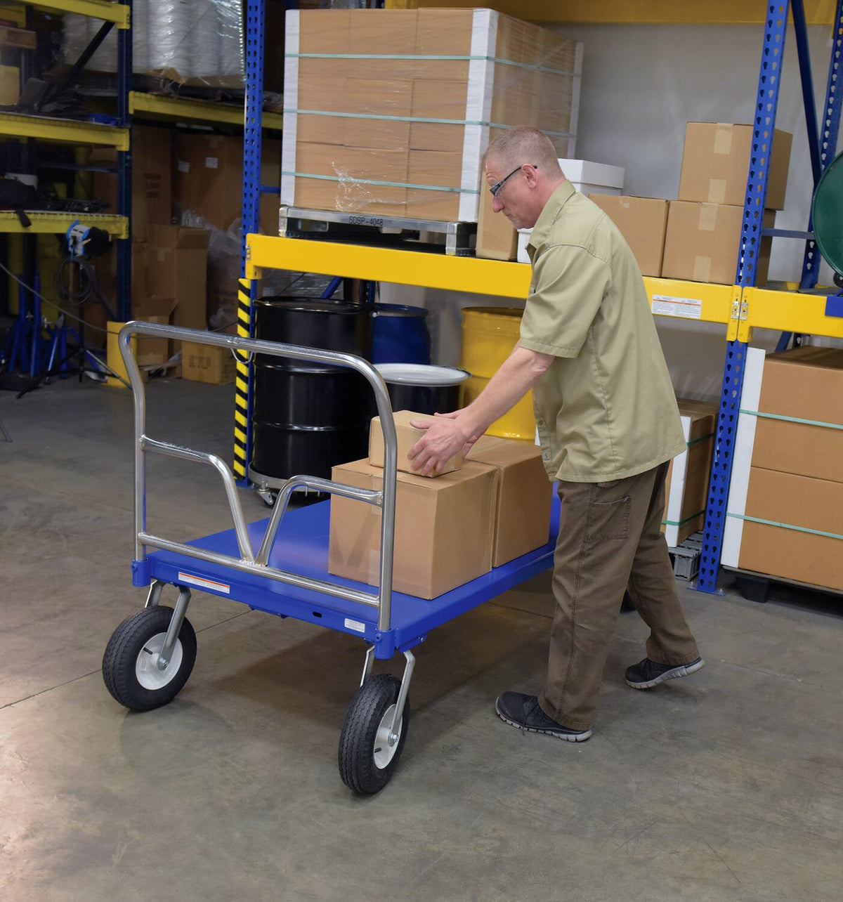 Vestil Manufacturing Corp Pneumatic Tire Steel Platform Trucks– – Now available at MTN Shop US. - imagen 5