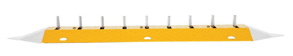 Vestil Manufacturing Corp Spiked (Anti-Backup) Speed Bump– – Now available at MTN Shop US. - imagen 3
