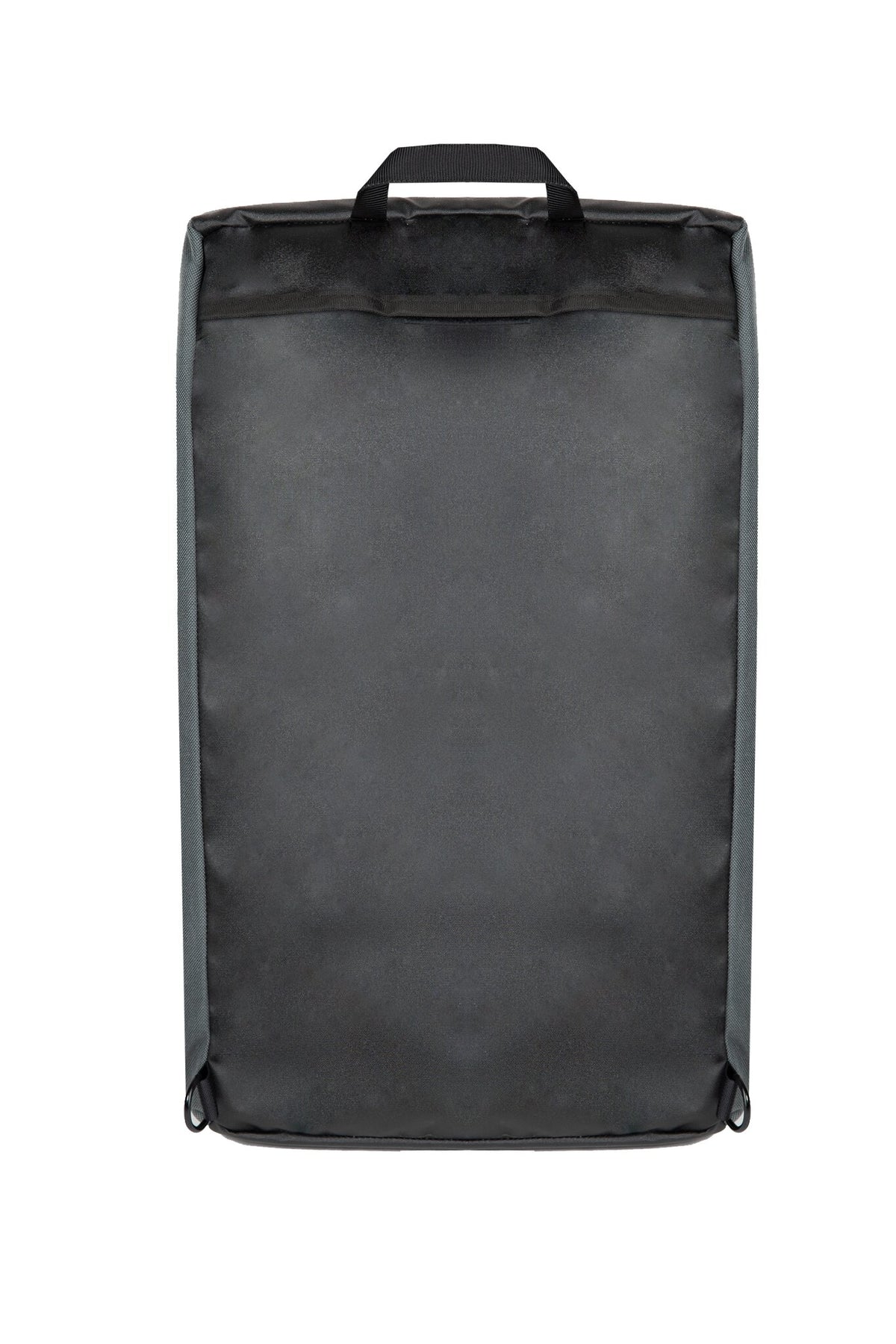 CMC Personal Gear Bag, personal gear bag with internal organisation, SKU 441003, shown in use - imagen 7
