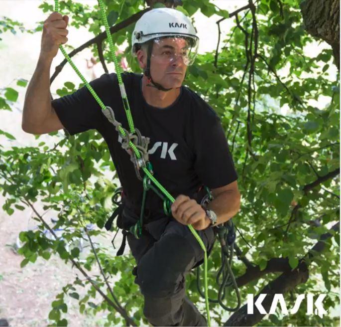 KASK SuperPlasma Helmet (HD)– KASK Super Plasma safety helmet is the best professional work helmet at height. ANSI & CSA certified and available in 6 color options; ventilated for comfort – Now available at MTN Shop US. - imagen 7