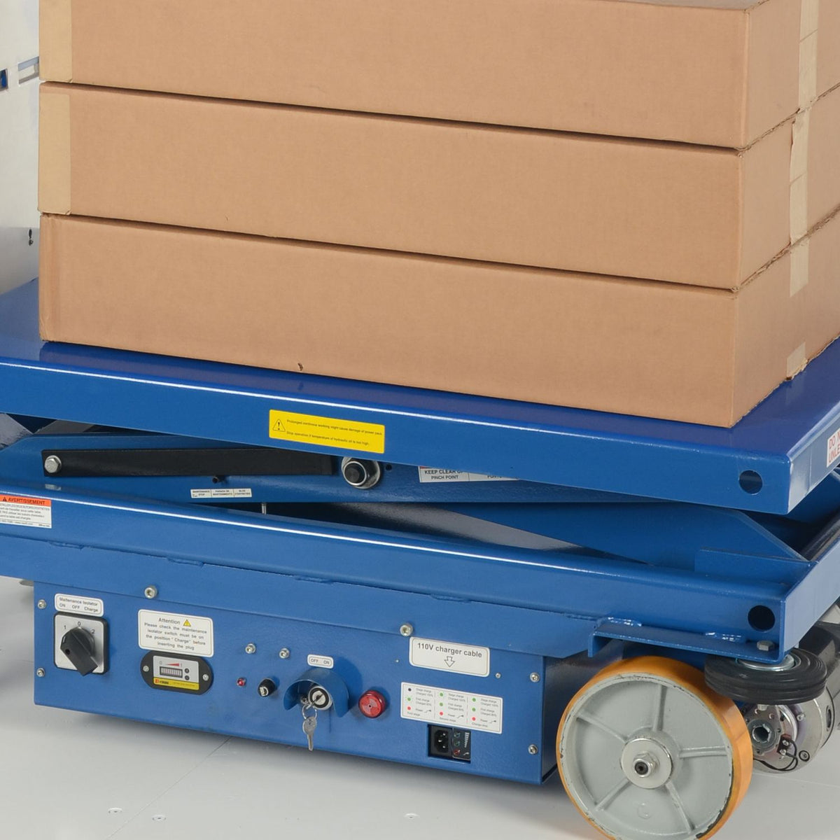 Vestil Manufacturing Corp Powered Drive and Powered Lift Hydraulic Scissor Carts– – Now available at MTN Shop US. - imagen 7