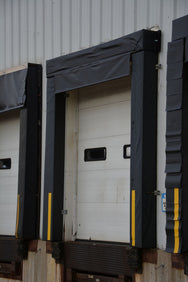 Vestil Manufacturing Corp Dock Seals– – Now available at MTN Shop US. - imagen 3