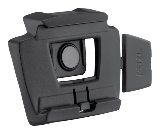 Placa Petzl Slot Adapt para el montaje de linternas en cascos Petzl VERTEX o STRATO, permite la inclinación de la linterna.