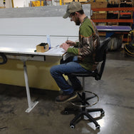 Vestil Manufacturing Corp Ergonomic Work Chair and Stool– – Now available at MTN Shop US. - imagen 3