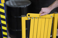 Vestil Manufacturing Corp Expand-A-Gates– – Now available at MTN Shop US. - imagen 7