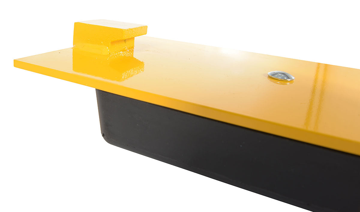 Vestil Manufacturing Corp Fork Truck Carriage Bumper– – Now available at MTN Shop US. - imagen 4