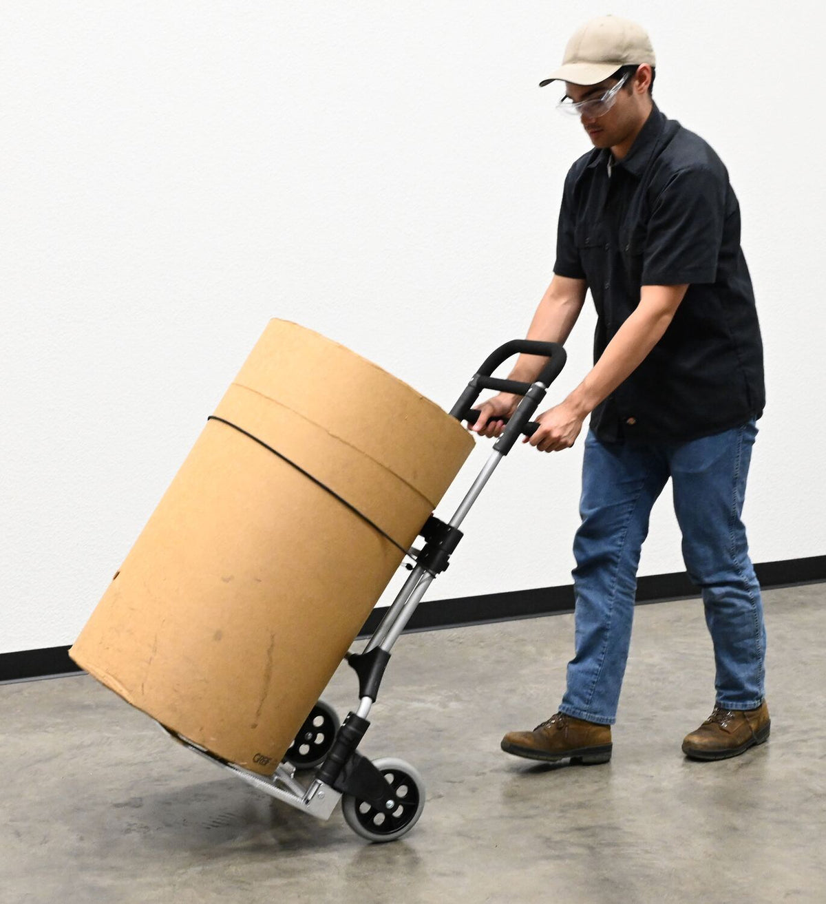 Vestil Manufacturing Corp Foldaway Hand Trucks– – Now available at MTN Shop US. - imagen 8