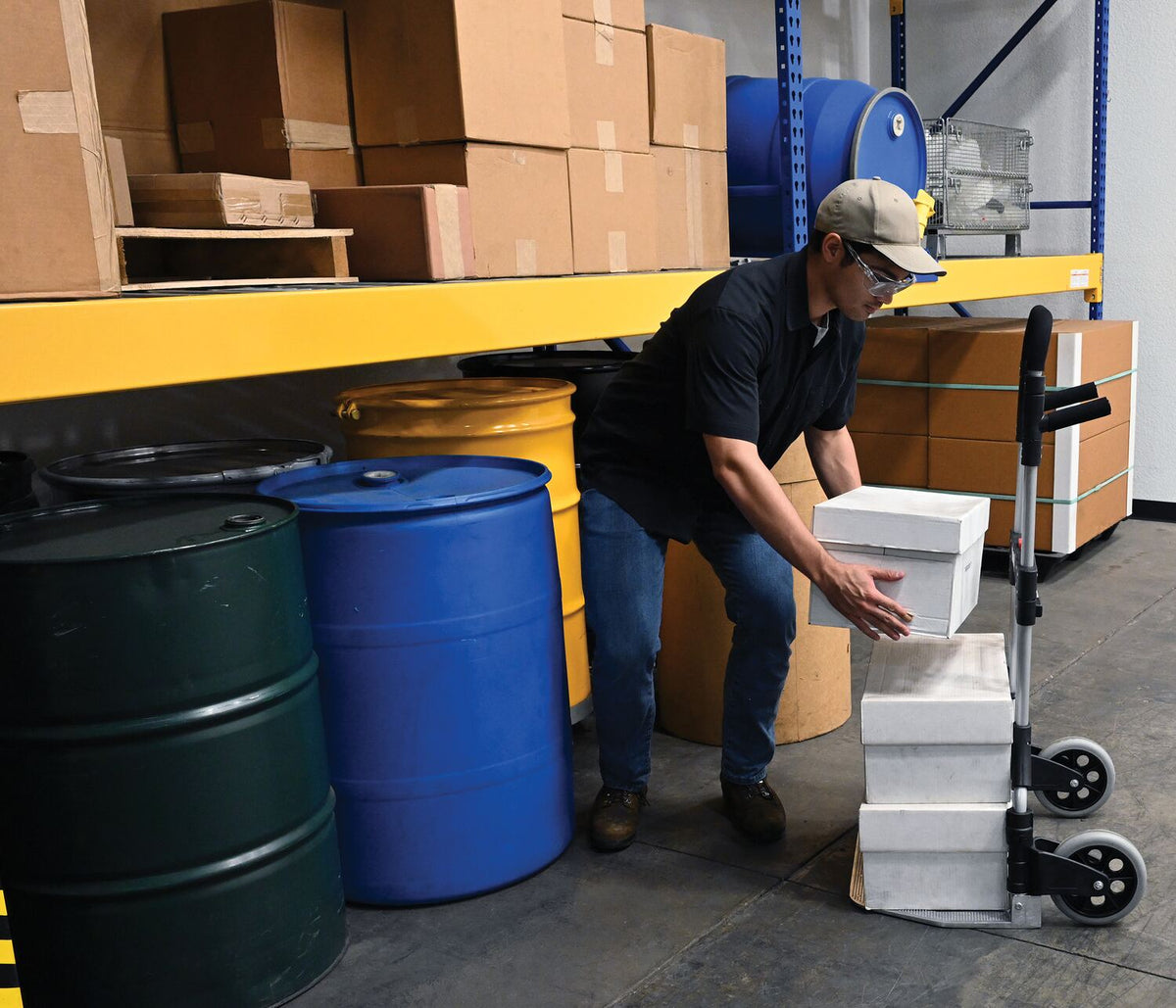 Vestil Manufacturing Corp Foldaway Hand Trucks– – Now available at MTN Shop US. - imagen 4