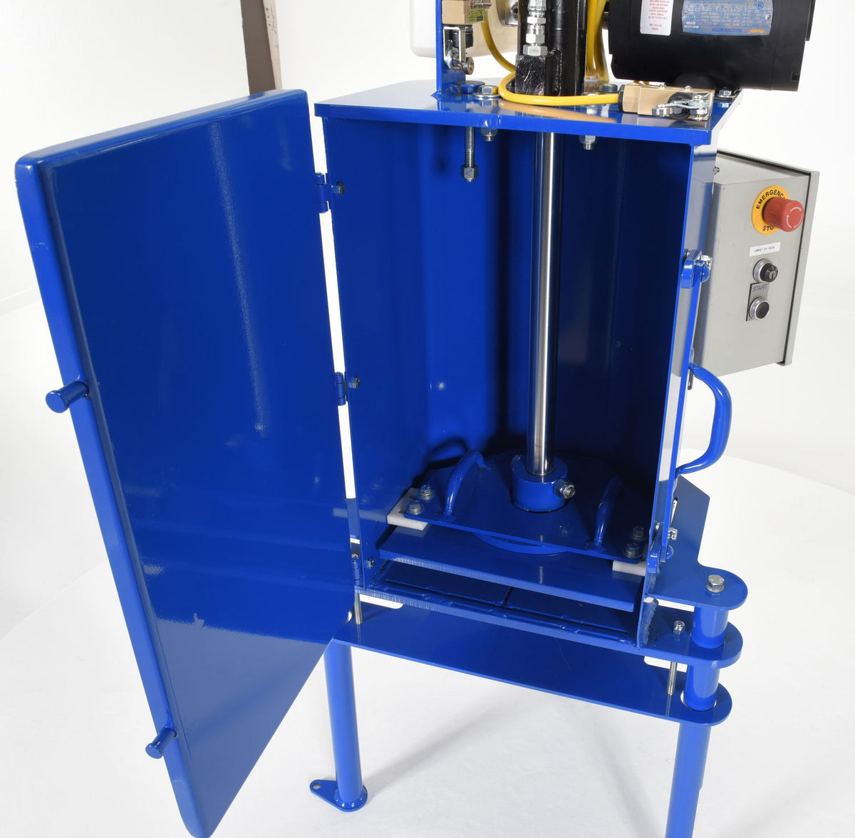 Vestil Manufacturing Corp Hydraulic Pail Crusher– – Now available at MTN Shop US. - imagen 5