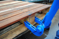 Vestil Manufacturing Corp Pallet Busters– – Now available at MTN Shop US. - imagen 7