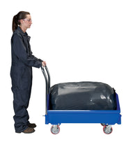 Vestil Manufacturing Corp Low Profile Hoppers– – Now available at MTN Shop US. - imagen 2