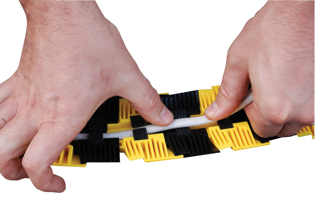 Protector de cable Sidewinder de Vestil Manufacturing Corp– – Ahora disponible en MTN Shop US. - imagen 4