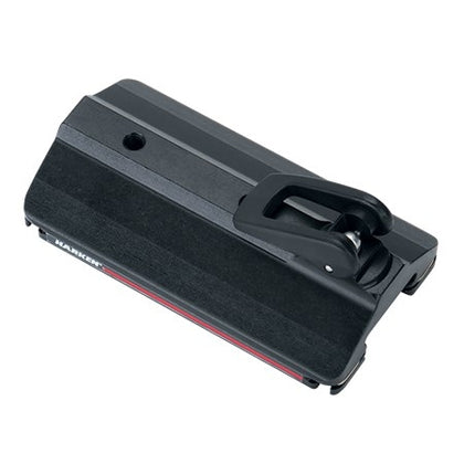 Carro Harken de 22 mm con 2 orificios roscados M6 y tope: el carro Harken de 22 mm: su mejor compañero para viajes lineales sin esfuerzo. Diseñados con precisión, estos carros cuentan con rodamientos de bolas de recirculación, ubicados dentro de aluminio robusto pero liviano. Esto garantiza un viaje confiable y de baja fricción, al mismo tiempo que resiste la corrosión, lo que garantiza confiabilidad a largo plazo. – Ahora disponible en MTN Shop US.