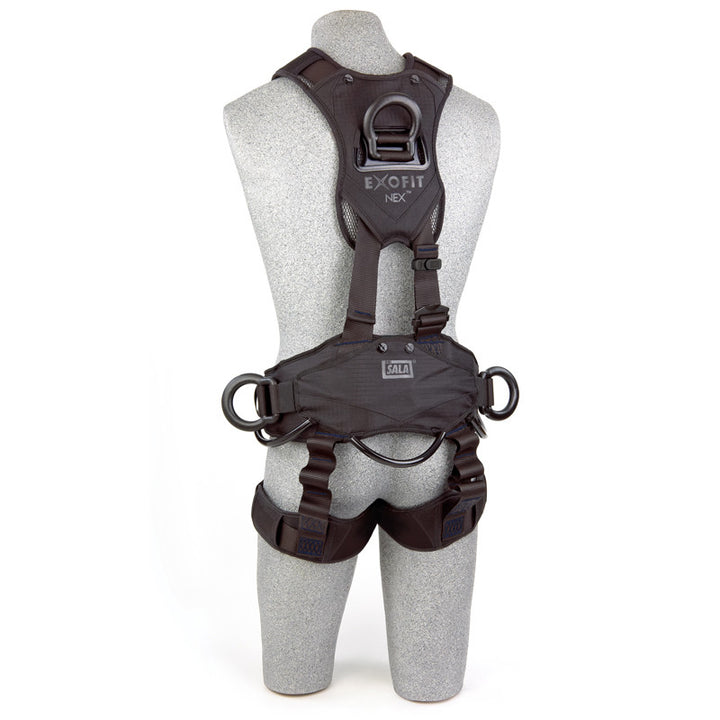 Arnés de rescate/acceso por cuerda 3M™ DBI-SALA® Exofit NEX™ - Opaco - Vista posterior con anillo en D posterior de aluminio liviano y de pie y cinturón corporal/almohadilla para cadera con anillos en D laterales de aluminio livianos