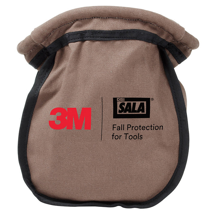 Bolsas para piezas pequeñas 3M™ DBI-SALA®: las bolsas para piezas pequeñas 3M™ DBI-SALA® son lo último en bolsas para prevención de caídas para trabajadores en altura. Cuentan con un innovador sistema de autocierre que atrapa los objetos en su interior. Disponible con construcción de lona o vinilo. Diseño extra profundo también disponible. Compra ahora. – Ahora disponible en MTN Shop US.
